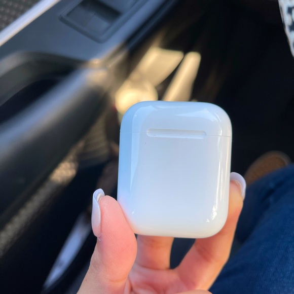 AirPods